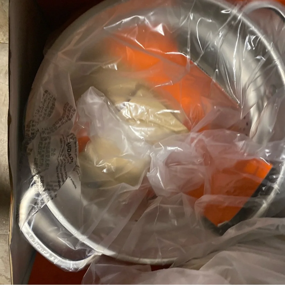 NIB Le Creuset Stainless Steel Stockpot with Pasta Insert - Silver - Picture 4 of 7